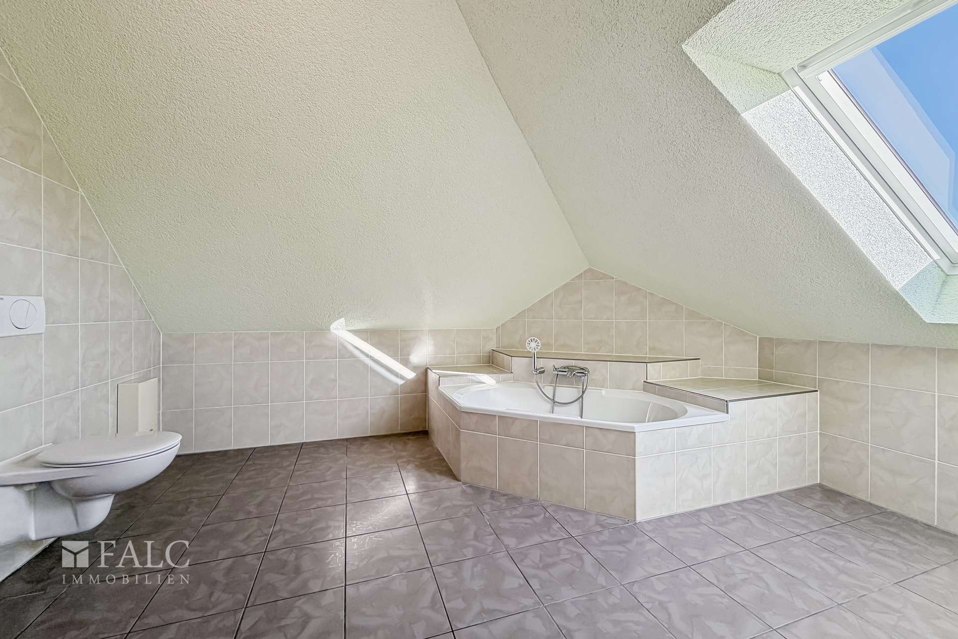 Badezimmer Dachgeschoss